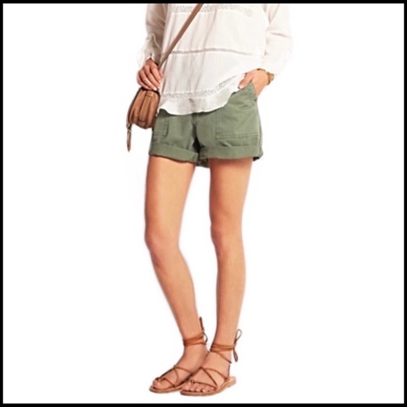 J. Crew Pants - J CREW Foundry Cargo Shorts